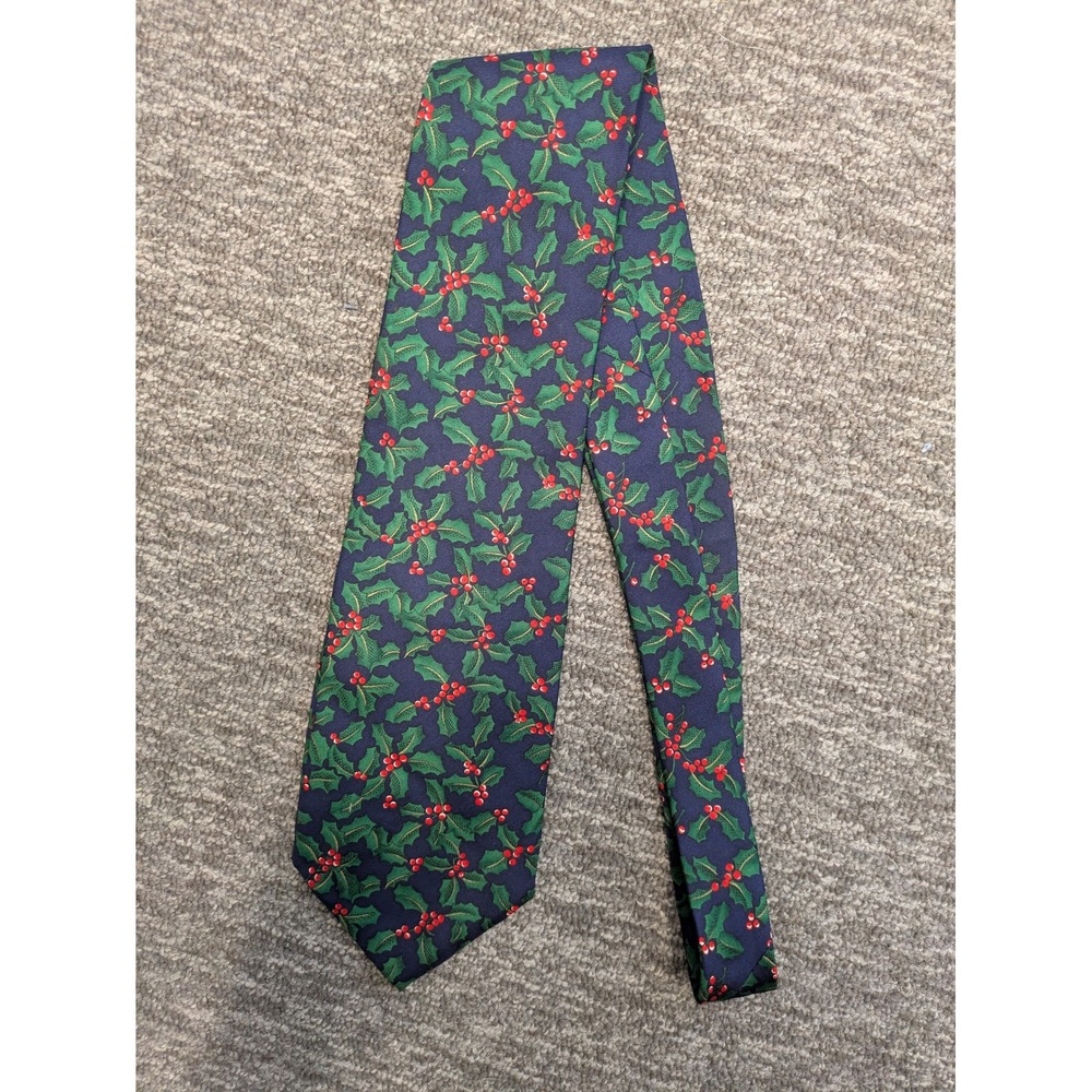 Alynn Neckwear Tie Men's Vintage Christmas Holly Berry Silk Holiday Festive